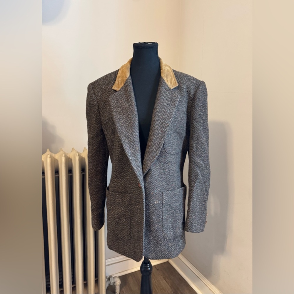 100% Wool Vintage Herringbone Blazer with Suede Collar - Made in USA